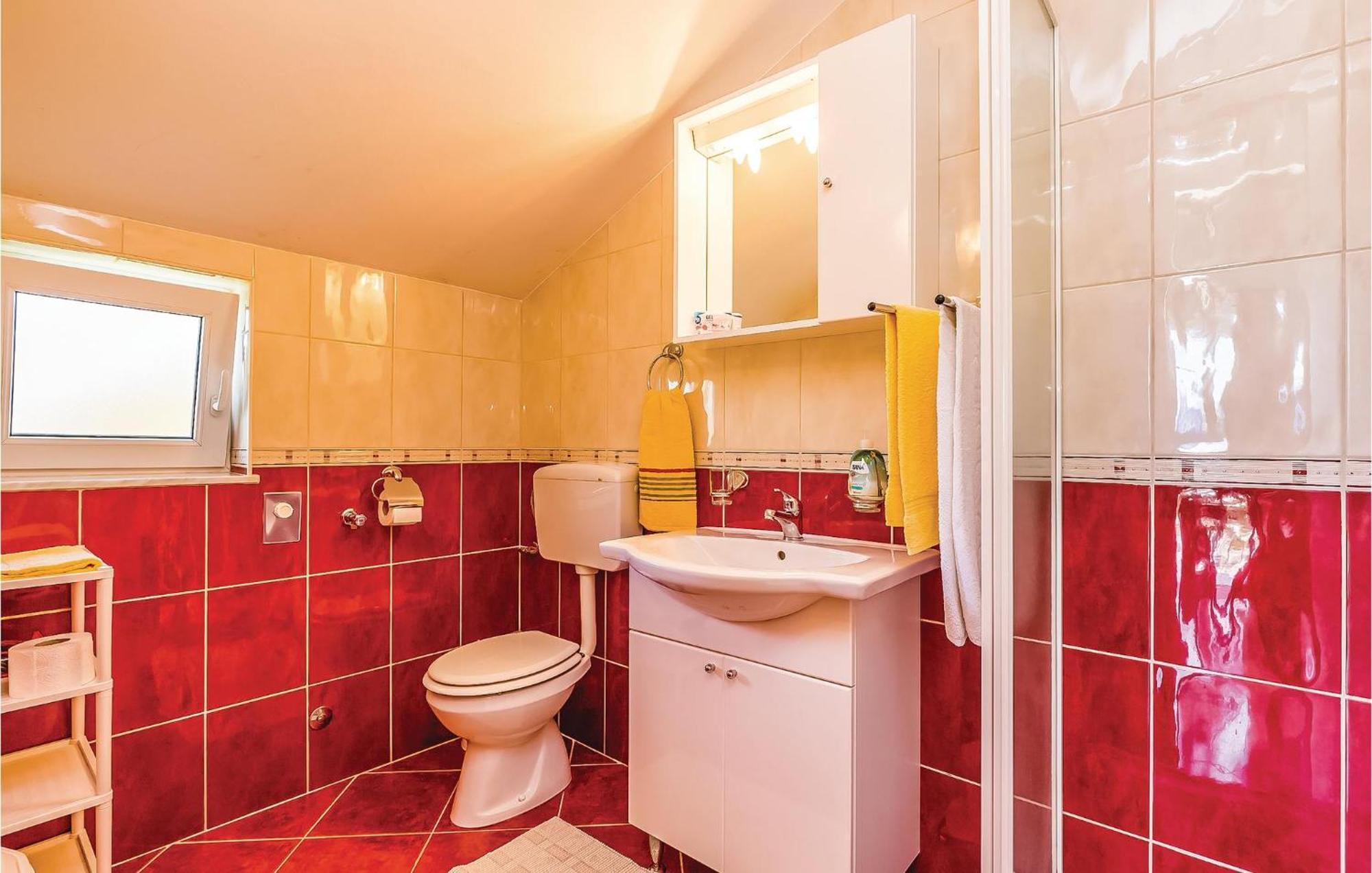 Lovely Apartment In Krk With Wifi Brzac Exterior foto